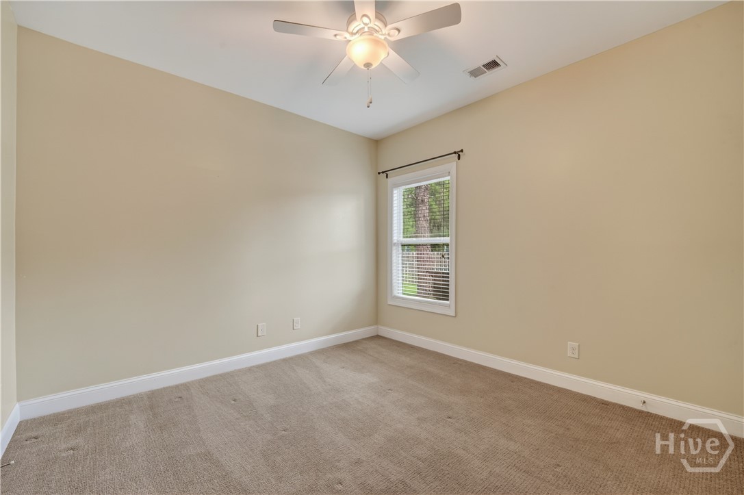 103 Cypress Loop Property Photo 25