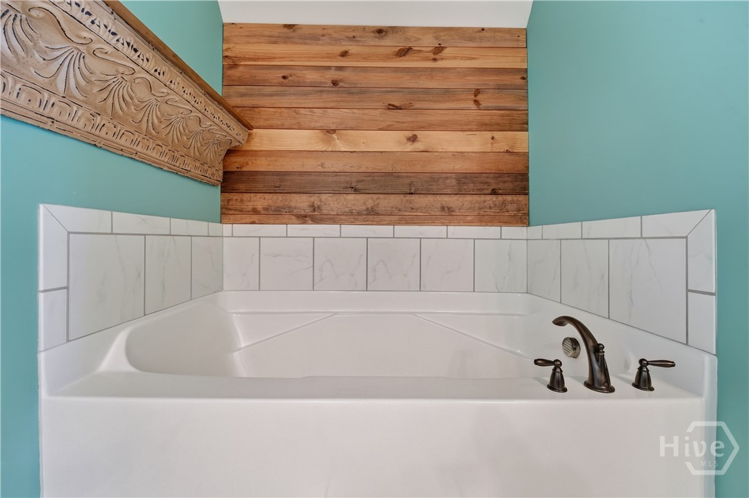 103 Cypress Loop Property Photo 39