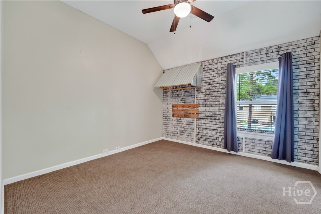 103 Cypress Loop Property Photo 44