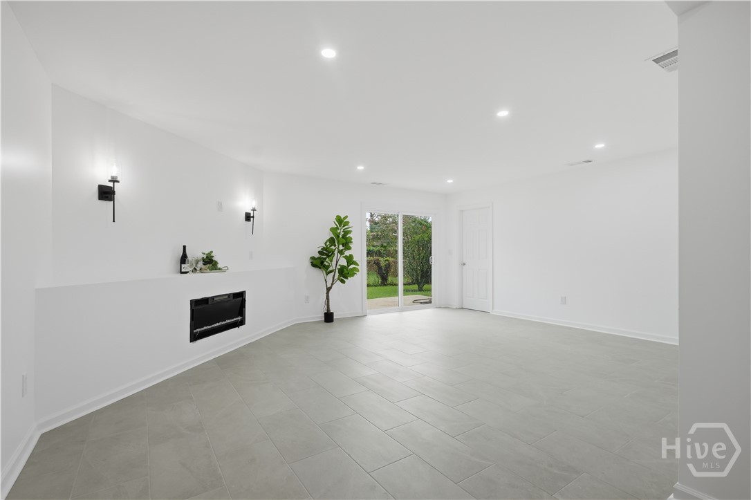 1504 Cathy Street Property Photo 14