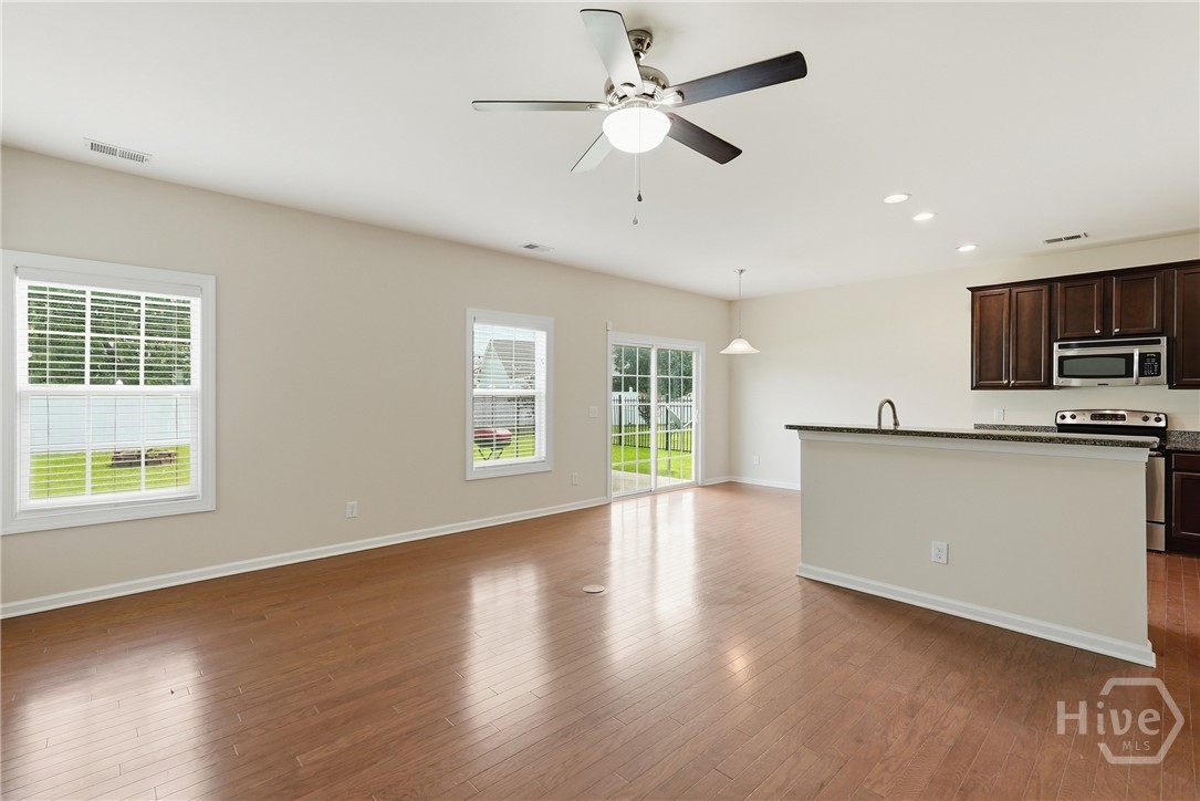 4 Olde Gate Court Property Photo 9