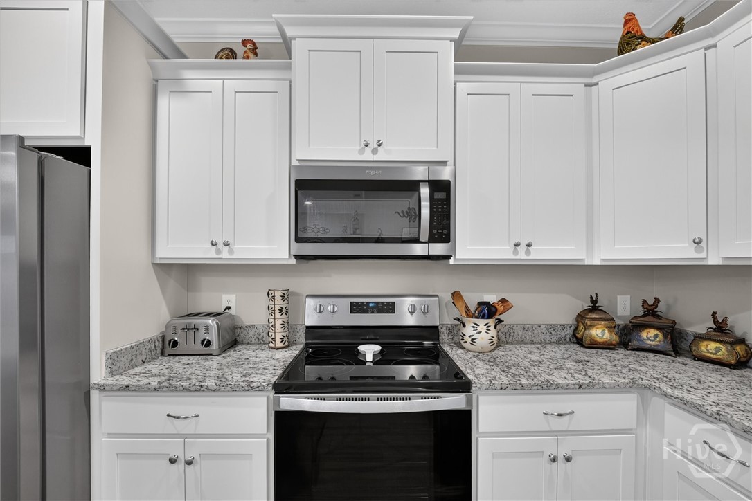 110 Cameron Oaks Drive Property Photo 15