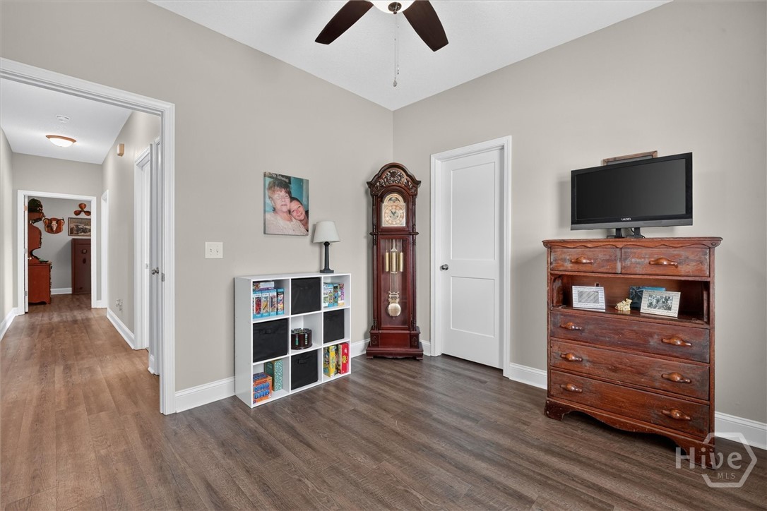 110 Cameron Oaks Drive Property Photo 30