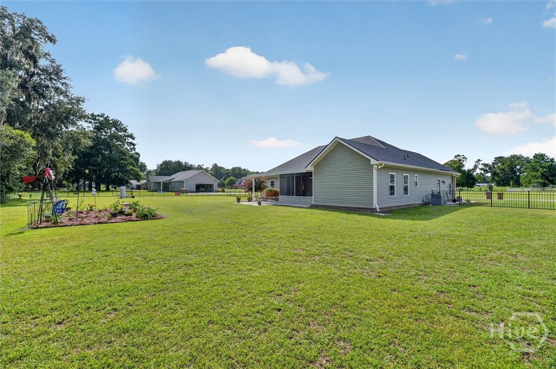 110 Cameron Oaks Drive Property Photo 41