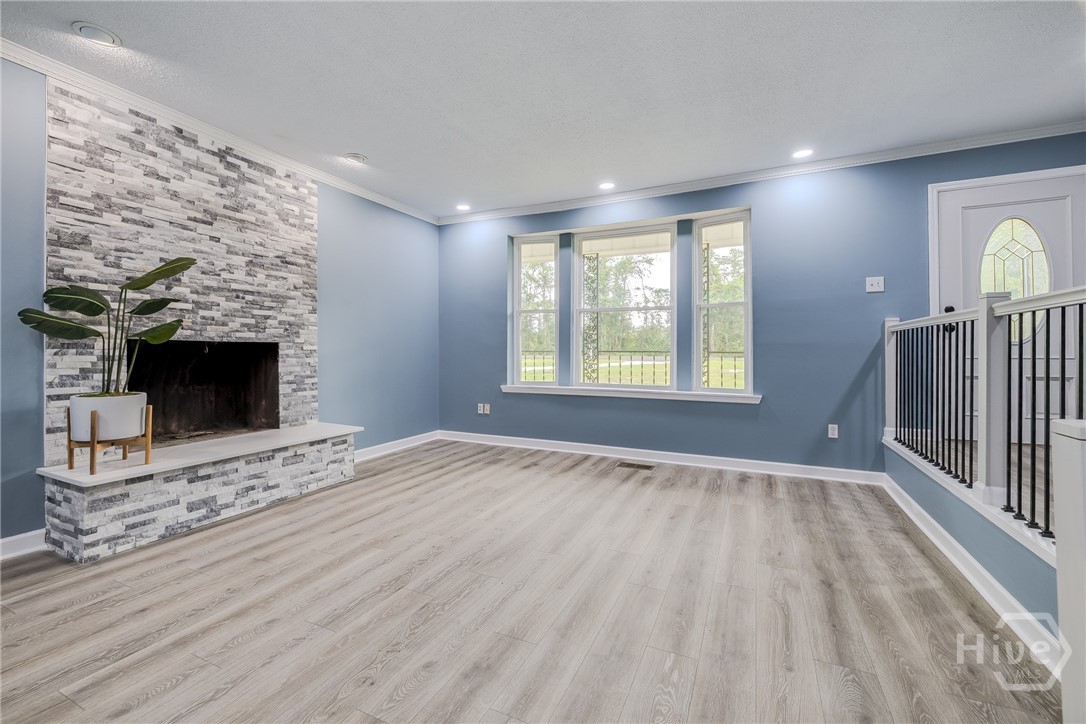 330 Lakeshore Drive Property Photo 2