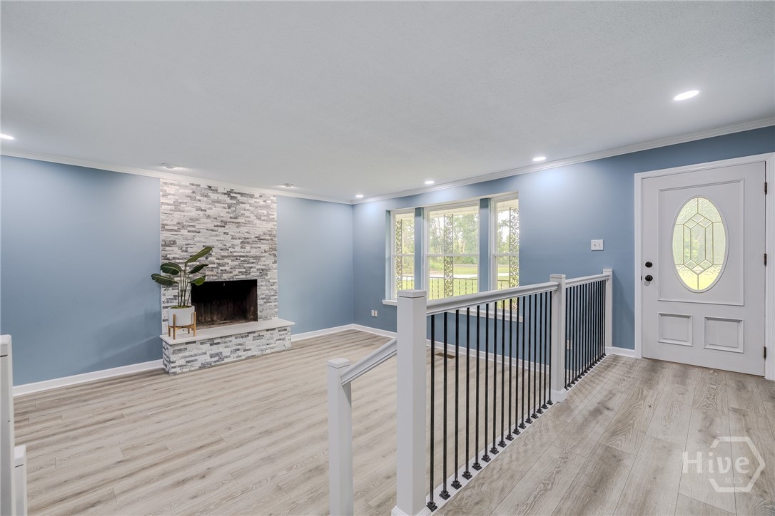 330 Lakeshore Drive Property Photo 4