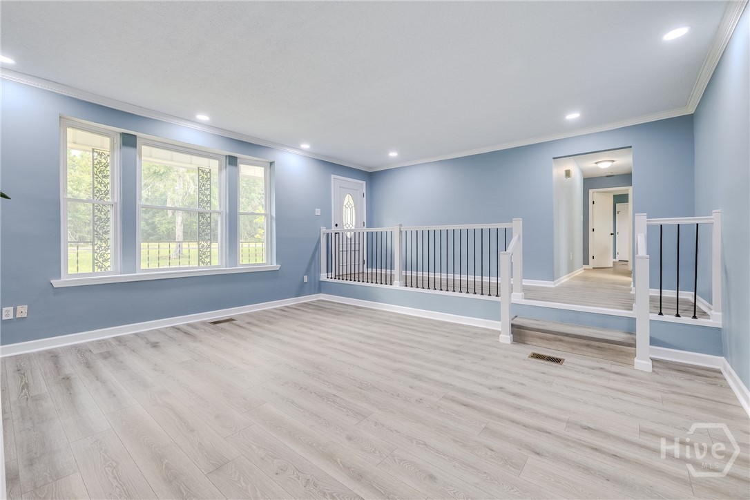 330 Lakeshore Drive Property Photo 5