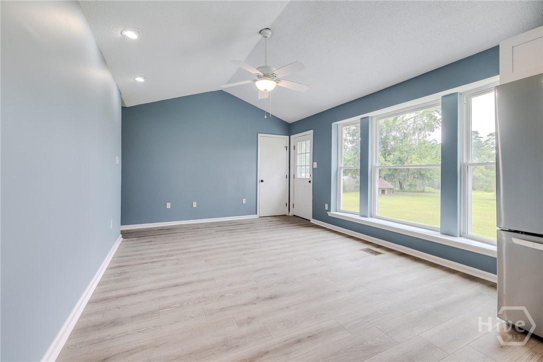 330 Lakeshore Drive Property Photo 17