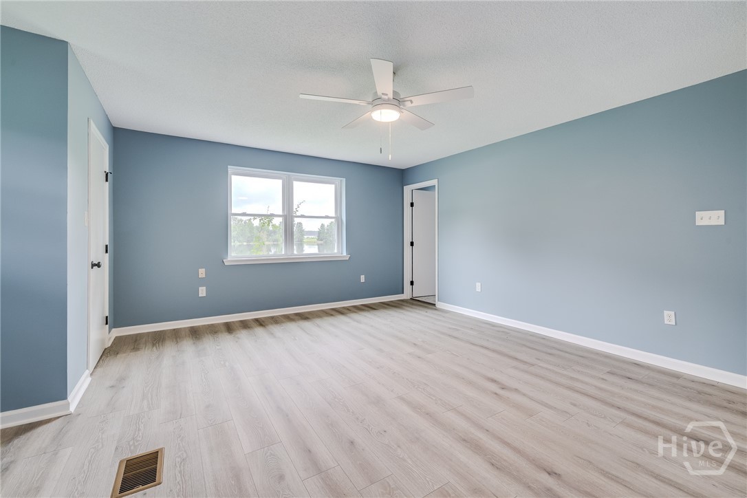330 Lakeshore Drive Property Photo 22