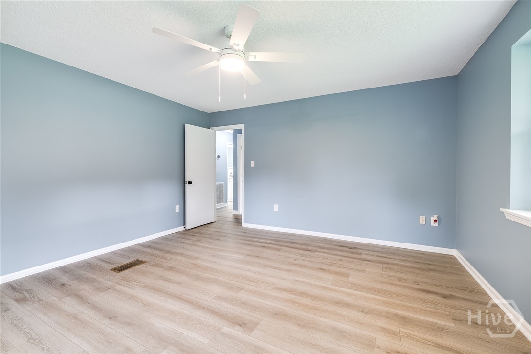 330 Lakeshore Drive Property Photo 29