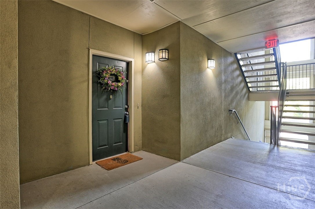 2823 Whitemarsh Way Property Photo 4
