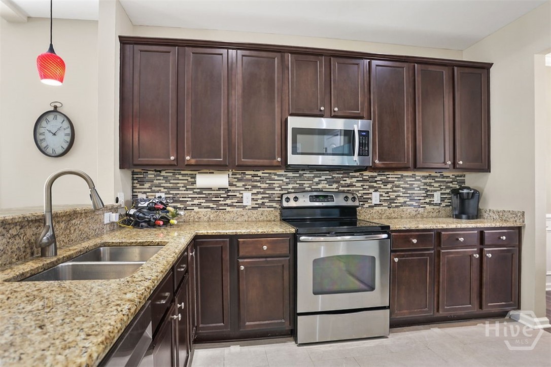 104 Belle Gate Drive Property Photo 8