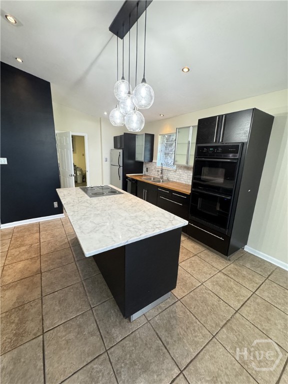 319 Windsor Road Property Photo 10