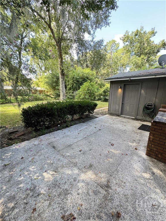 319 Windsor Road Property Photo 15