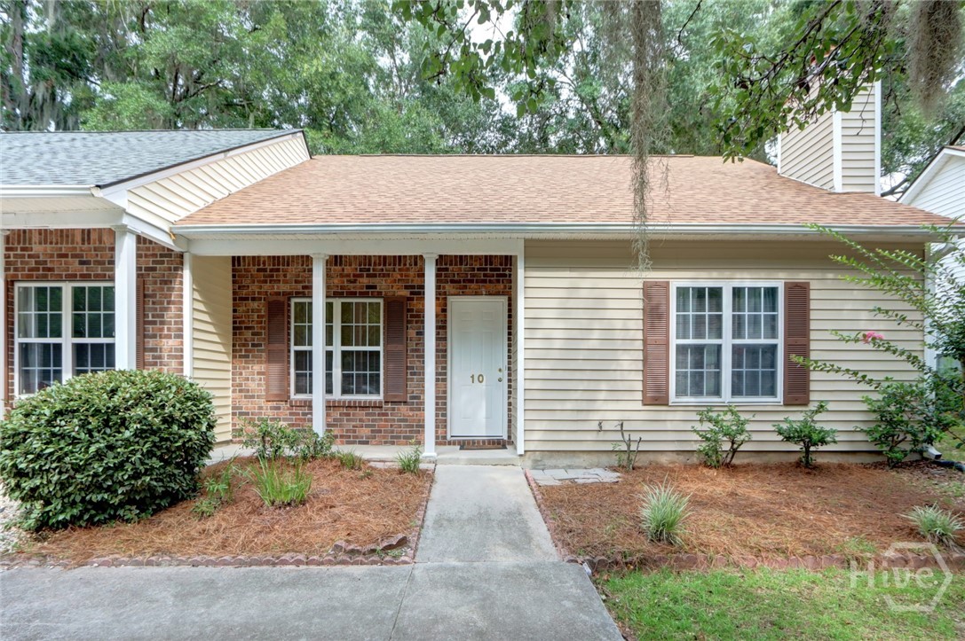 10 Chaintree Drive Property Photo 2