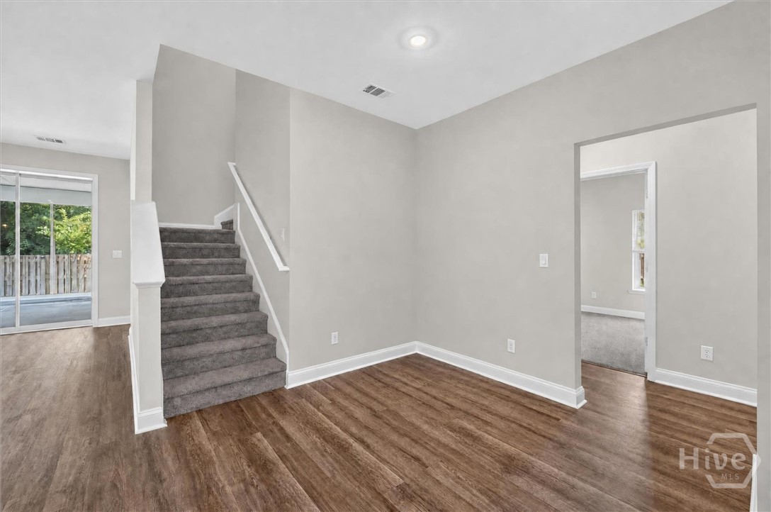 20 Nettleton Lane Property Photo 12