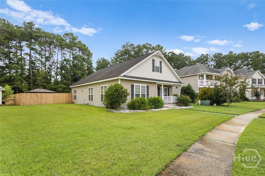 10 Arbors Circle Property Photo 3