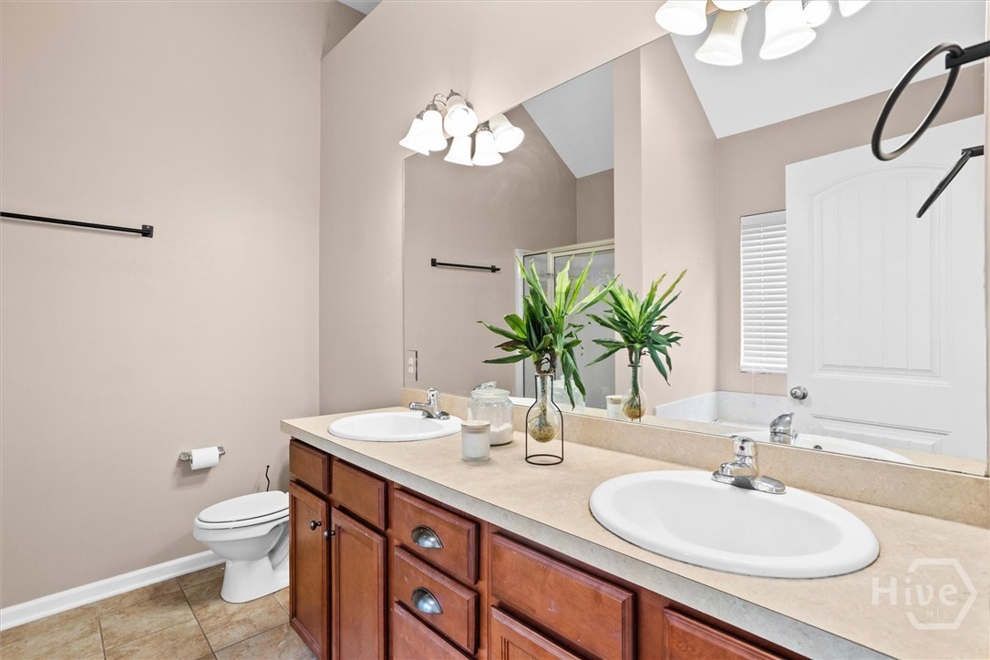 10 Arbors Circle Property Photo 24