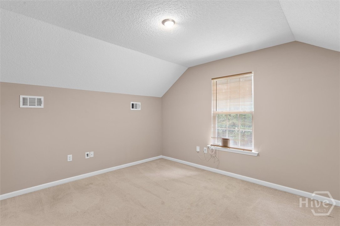 10 Arbors Circle Property Photo 38