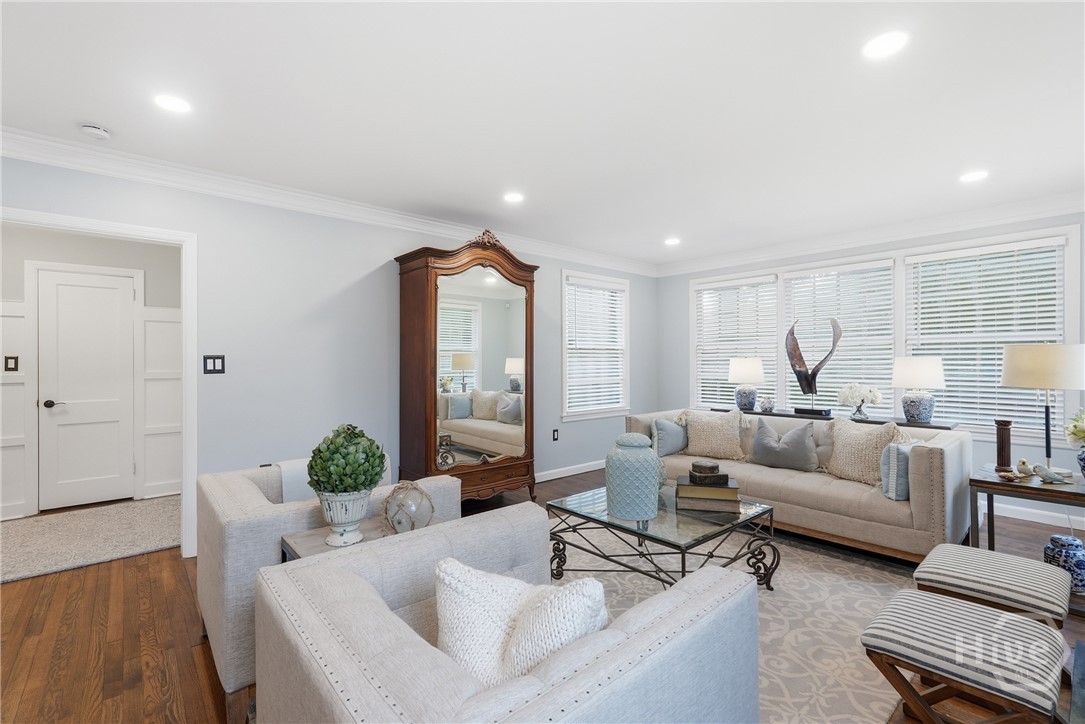 5116 Abercorn Street Property Photo 10