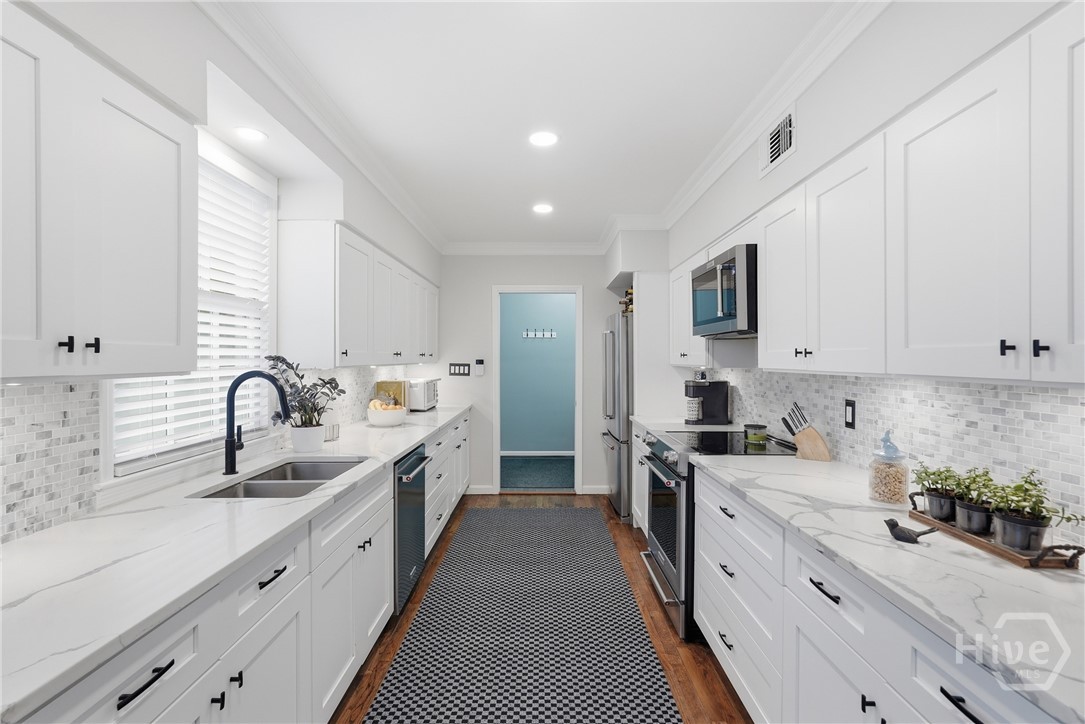 5116 Abercorn Street Property Photo 14