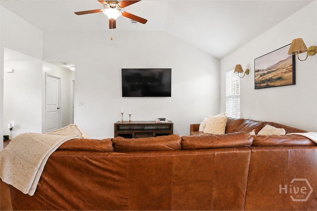43 Farrington Circle Property Photo 7