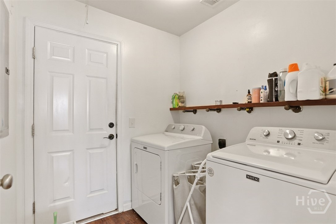 43 Farrington Circle Property Photo 28