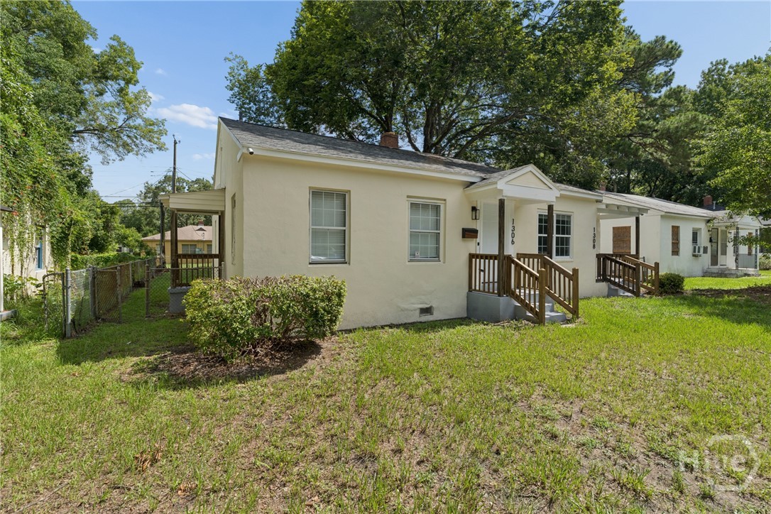 1306 E 54th Street Property Photo 1