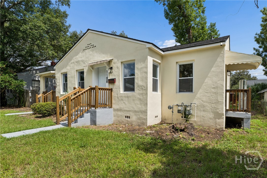 1106 E 53rd Street Property Photo 2