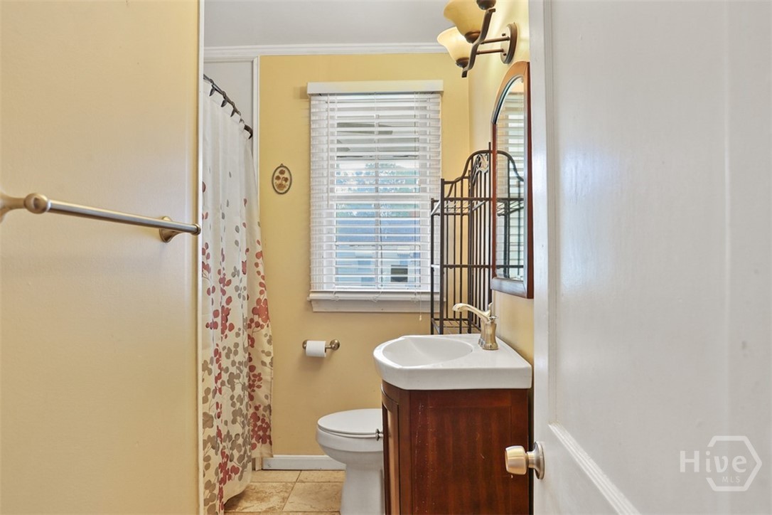 403 Pinehurst Place Property Photo 14