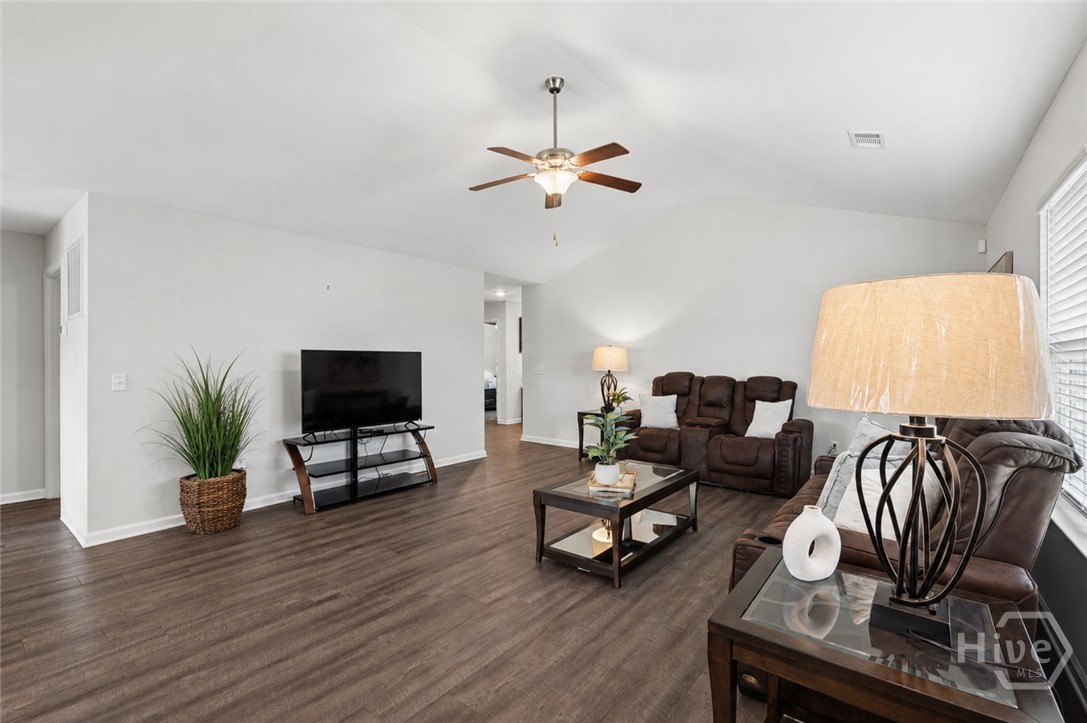 107 Dasher Drive Property Photo 8