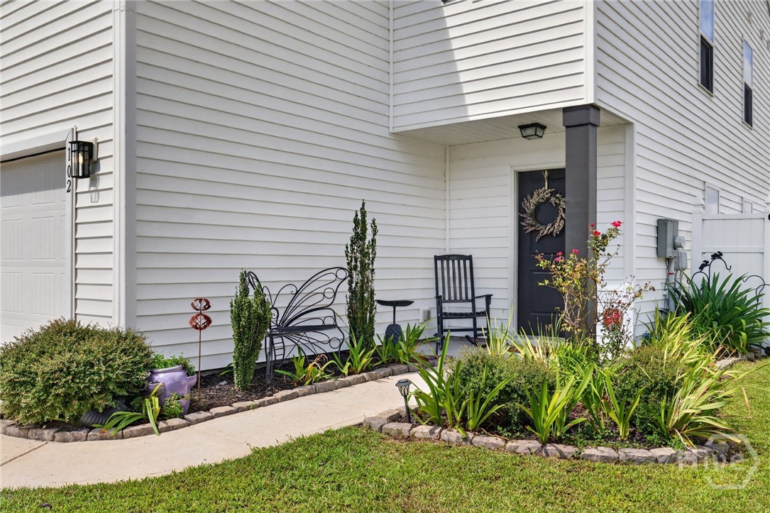 102 Butternut Boulevard Property Photo 6