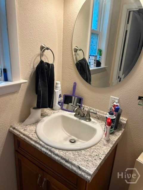 37 Silverstone Circle Property Photo 17