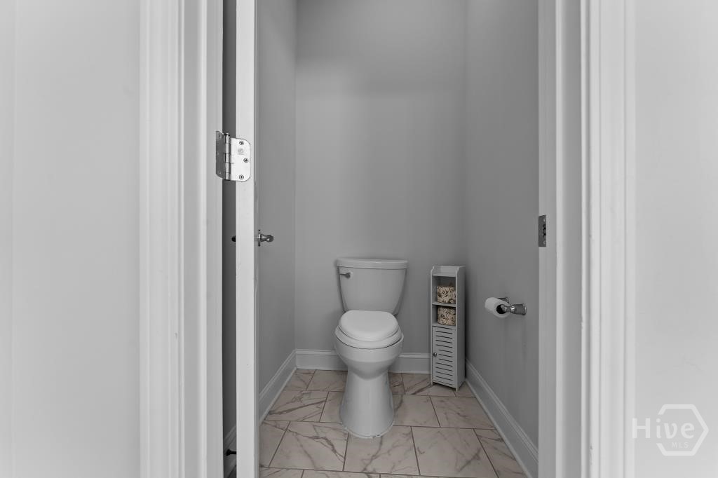 209 Fairmont Drive Property Photo 28