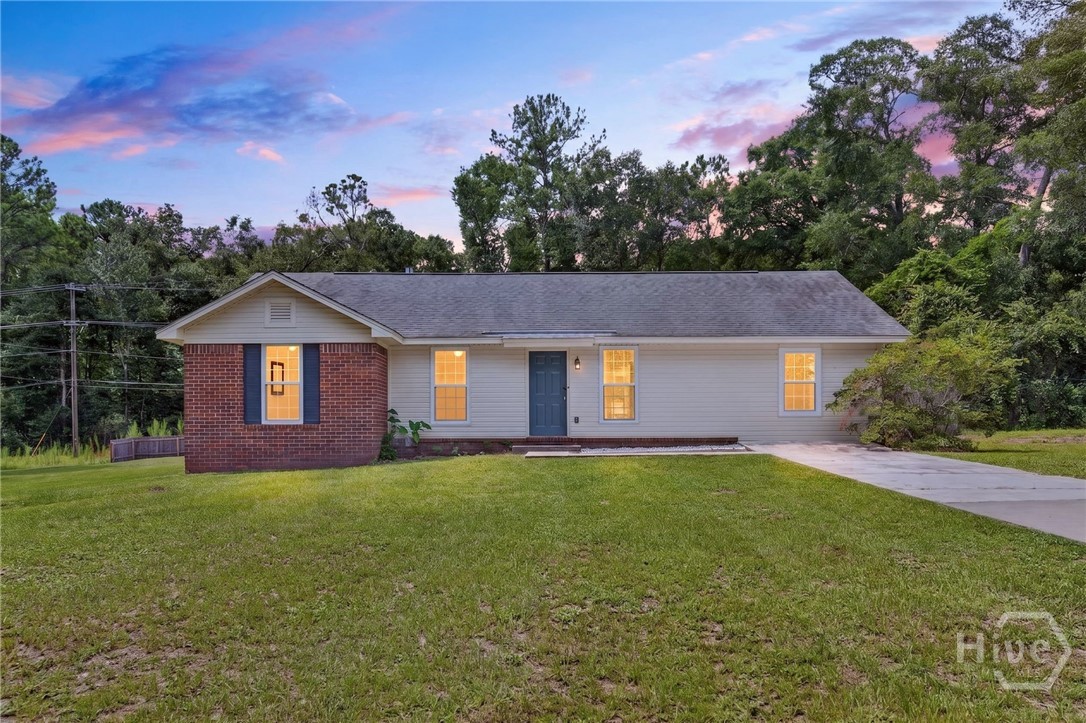 114 Fox Street Property Photo 1