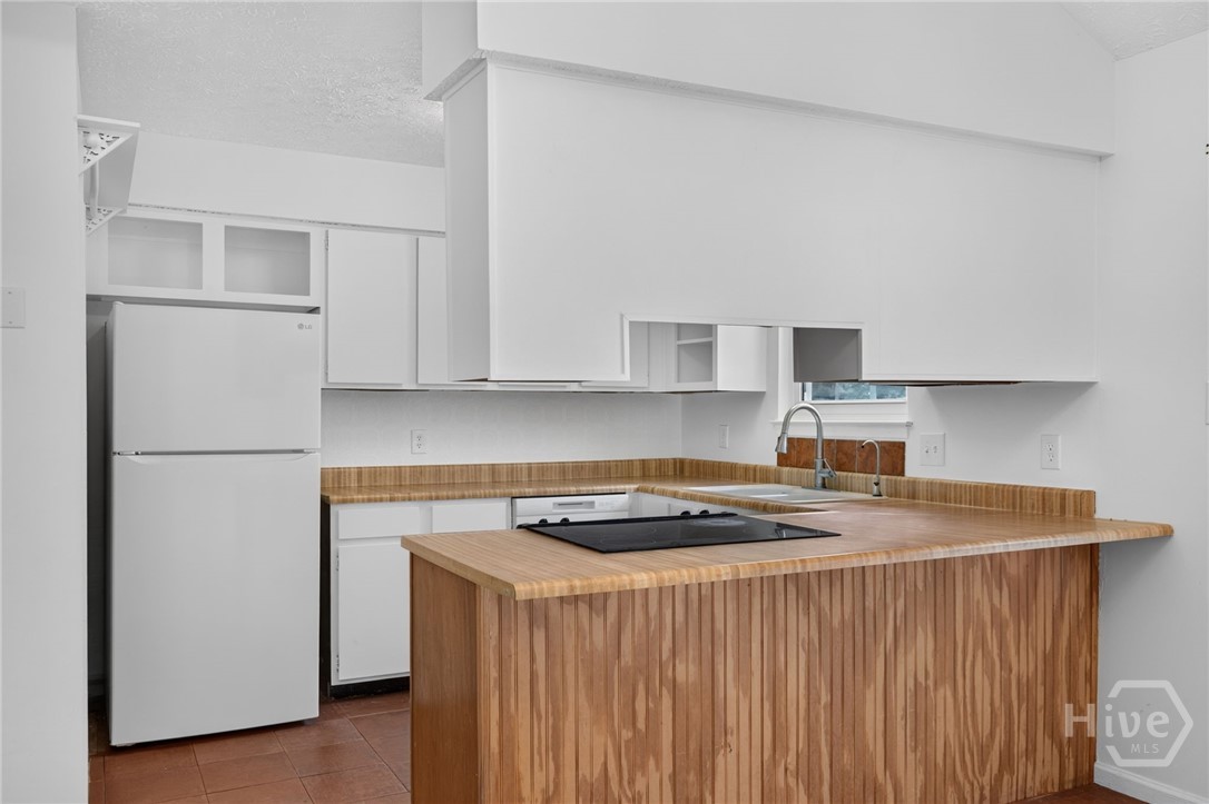 114 Fox Street Property Photo 15
