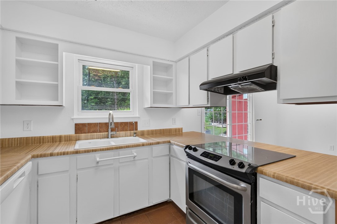 114 Fox Street Property Photo 19