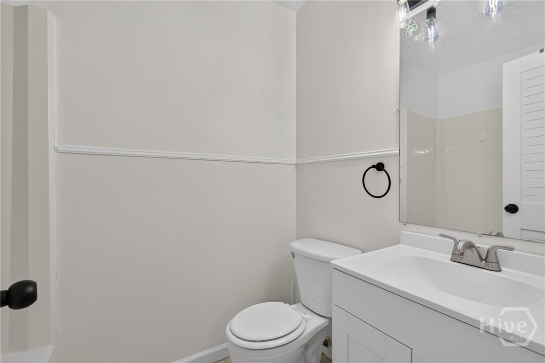 114 Fox Street Property Photo 27