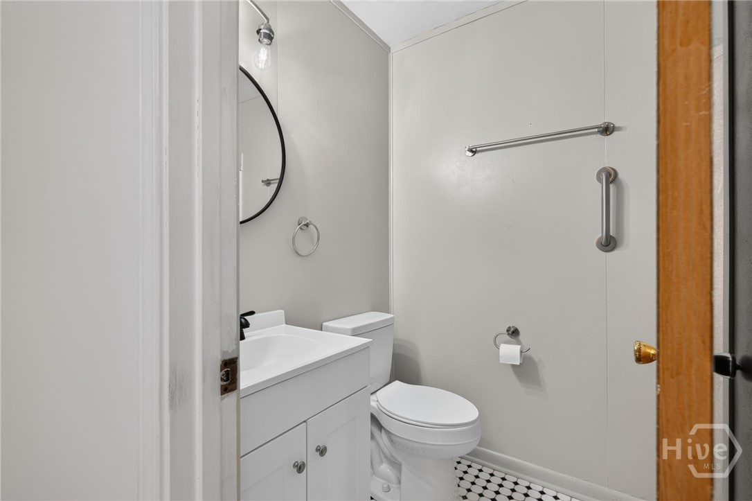 114 Fox Street Property Photo 35