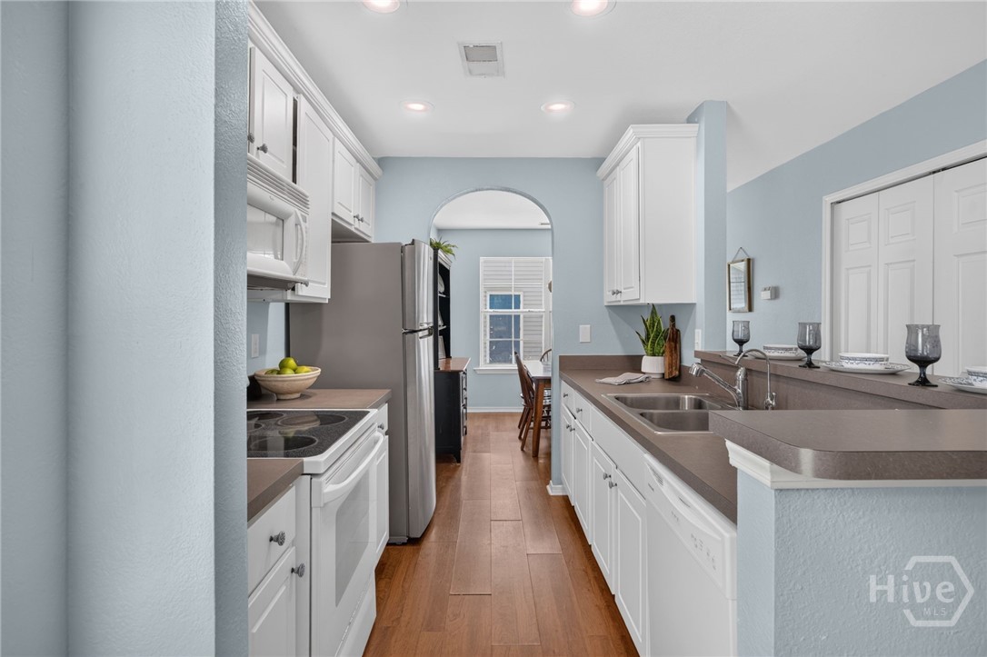 33 Westbourne Way Property Photo 6