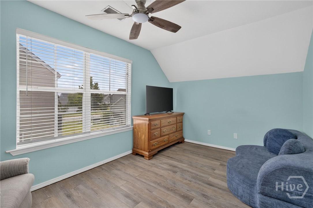 33 Westbourne Way Property Photo 17