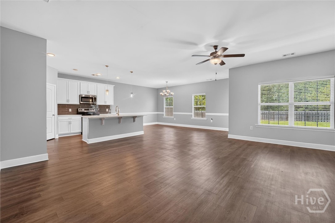 130 Clover Pointe Circle Property Photo 7