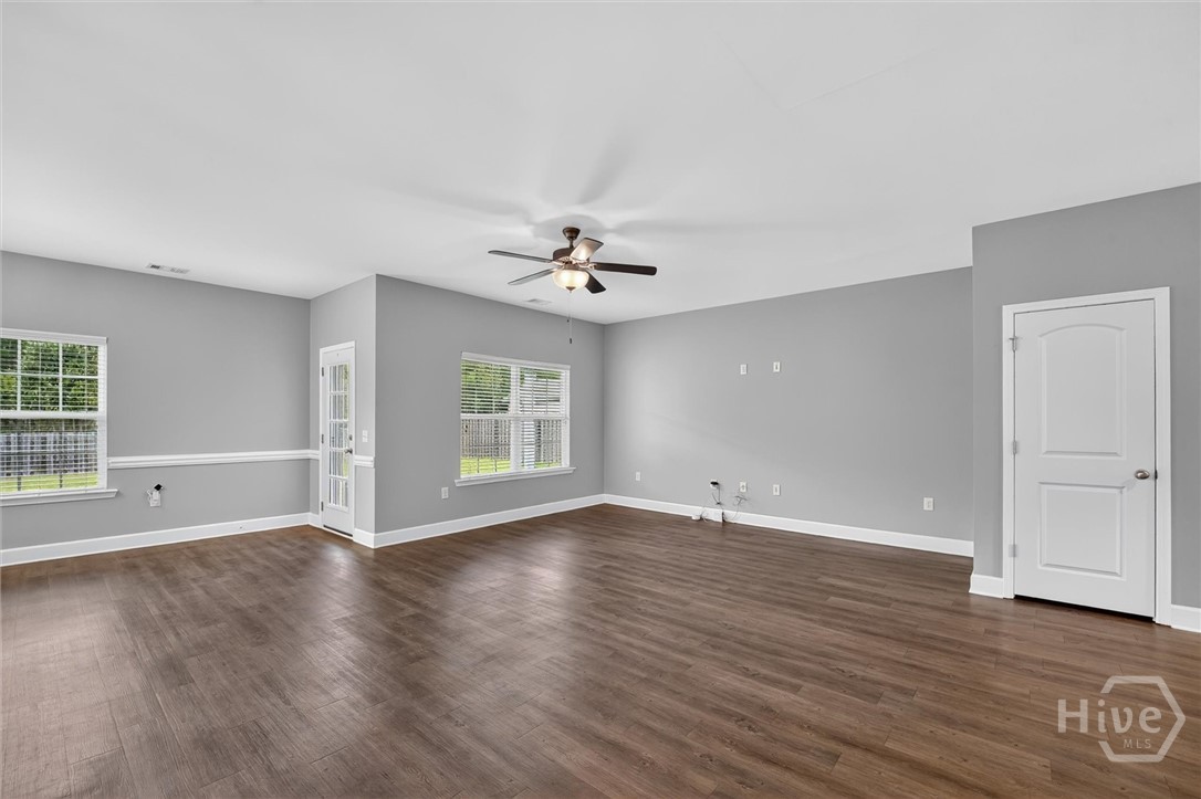 130 Clover Pointe Circle Property Photo 18