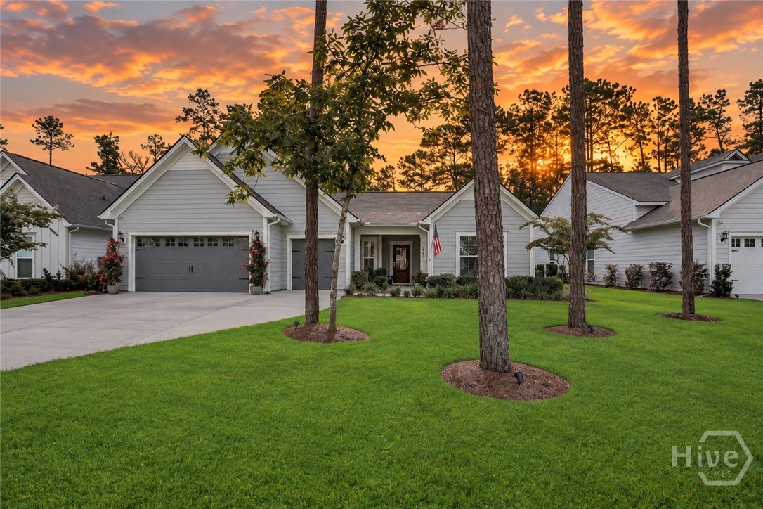 458 Mandeville Drive Property Photo 2