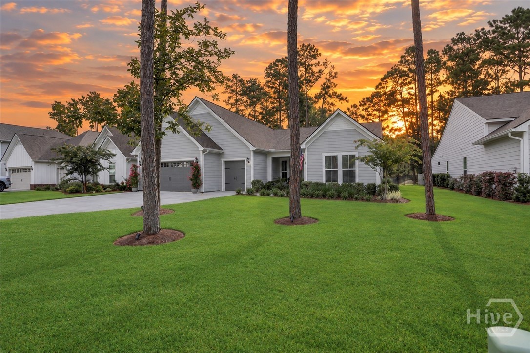 458 Mandeville Drive Property Photo 4