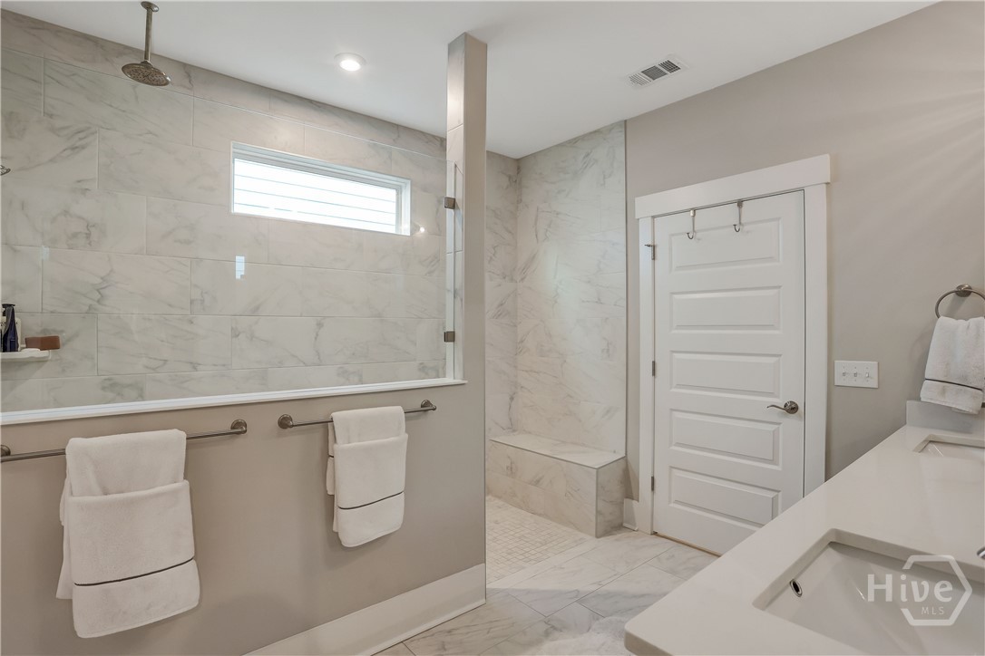 458 Mandeville Drive Property Photo 24