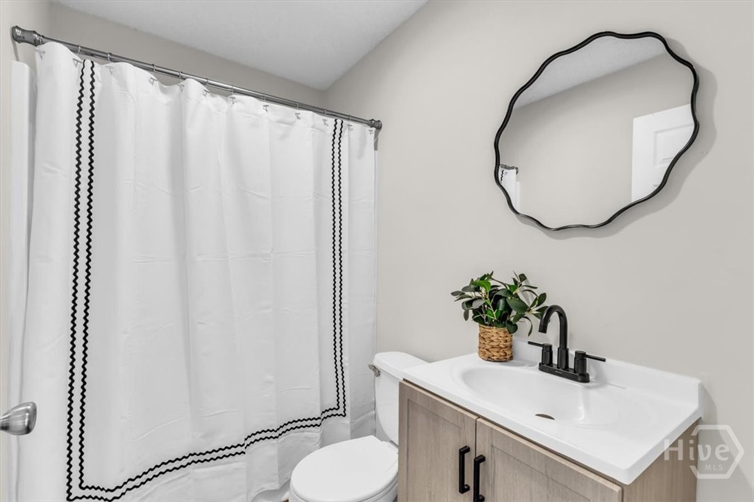1113 E 59th Street Property Photo 17