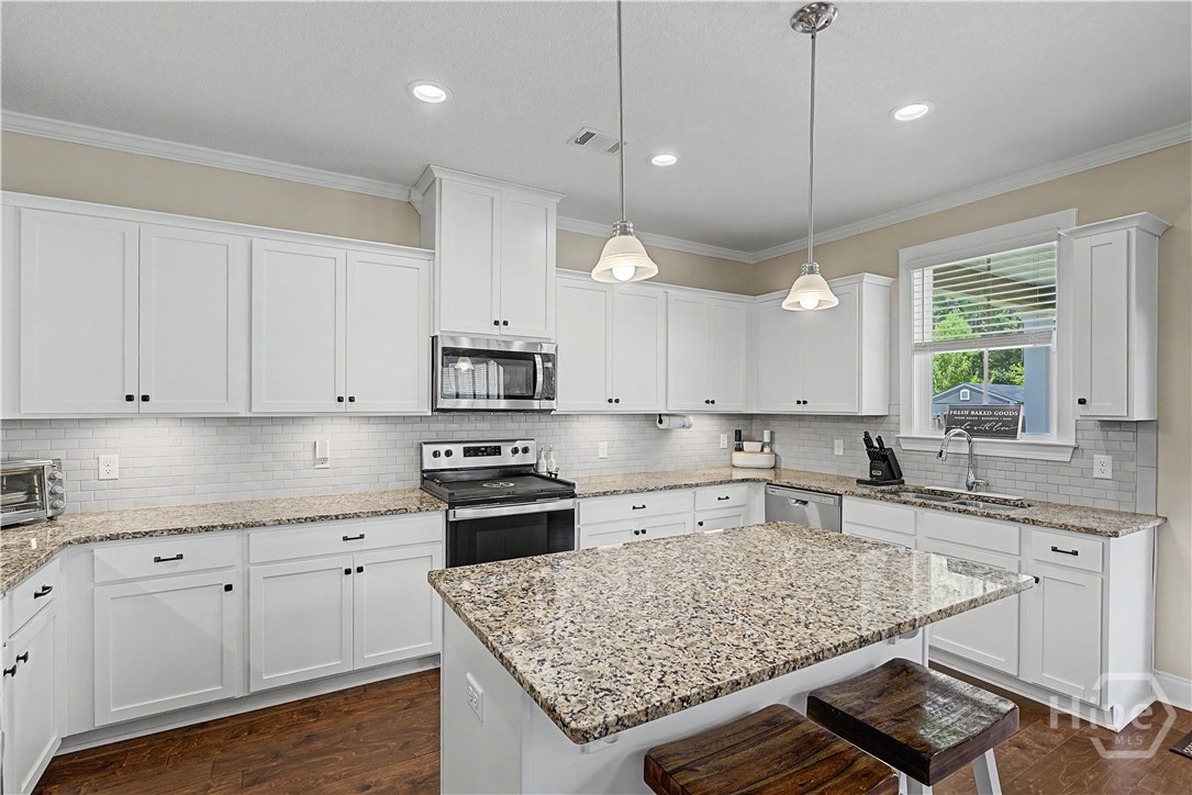 122 Bellevue Boulevard Property Photo 12