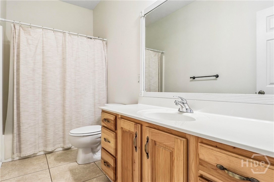390 Central Avenue Property Photo 18