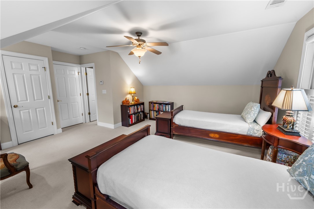 39 White Oak Bluff Property Photo 21